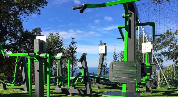 OUTDOOR FITNESS TRAIL
